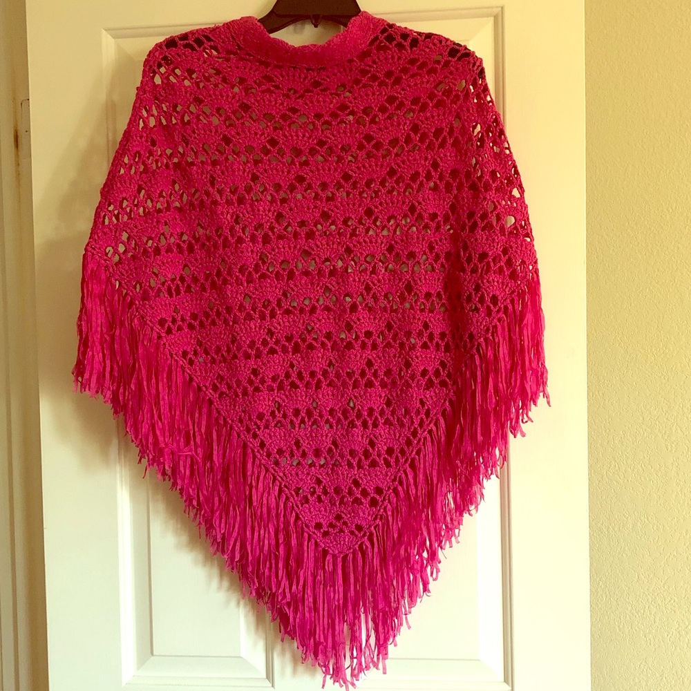 Kenneth Cole Reaction pink poncho